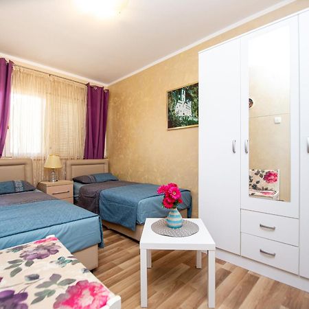 Fairytale 1 And 2 Apartment Budva Bagian luar foto