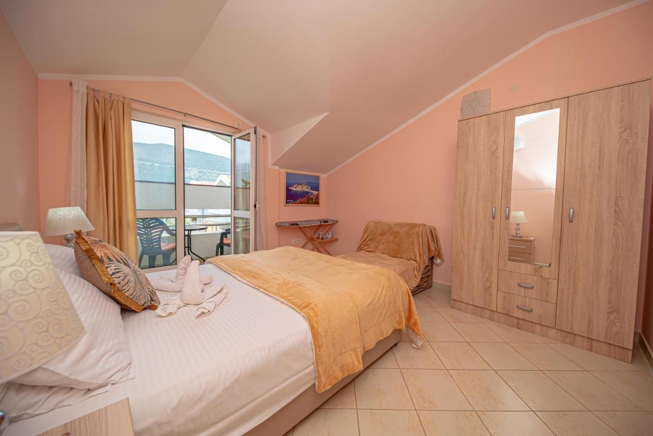 Fairytale 1 And 2 Apartment Budva Bagian luar foto